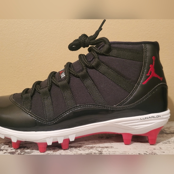 Deadstock Air Jordan XI 11 Football Cleats Ultra Rare main image 4
